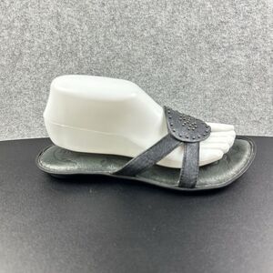 Born Thong Sandals Womens 8 Black Leather Studded Casual Comfort Flip Flops 39EU